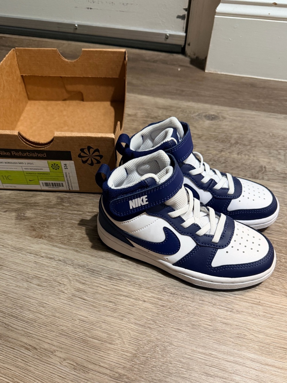 Nike Kids' High-Top Sneakers in Navy and White size 11